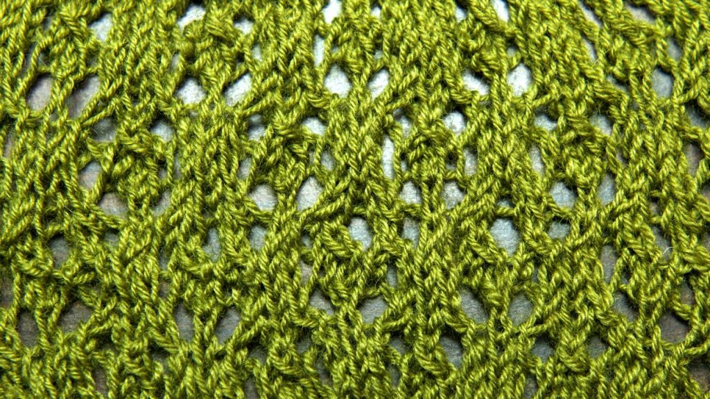 Example of the Snowflake Lace stitch