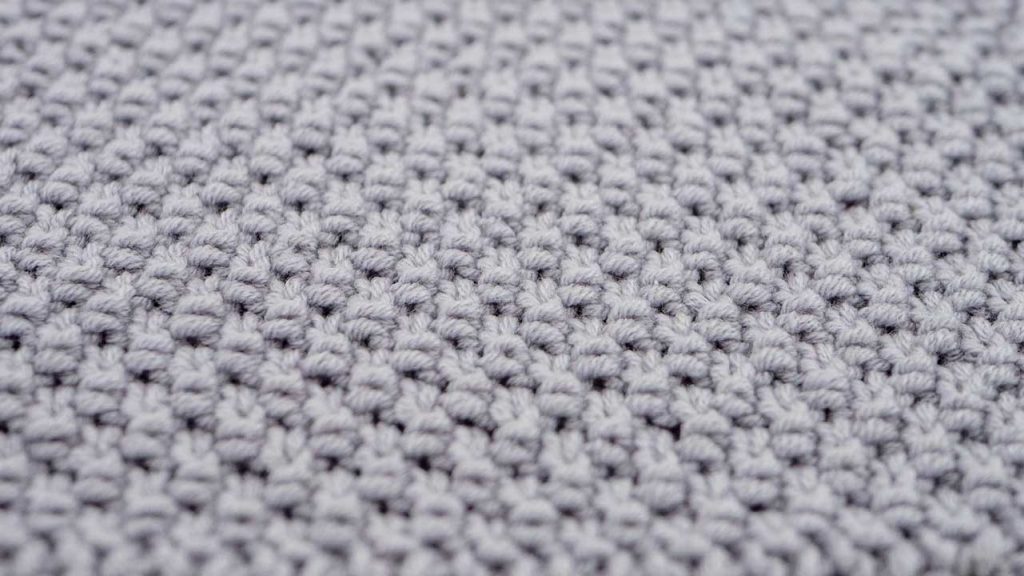 Close Up of Moss Stitch Knitting Pattern