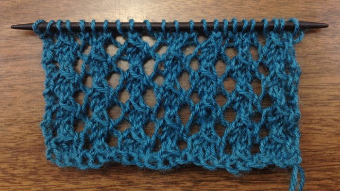 Example of the Trellis Lace Stitch