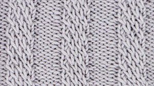 6 Stitch Spiral Cable Knitting Pattern (Right Side)
