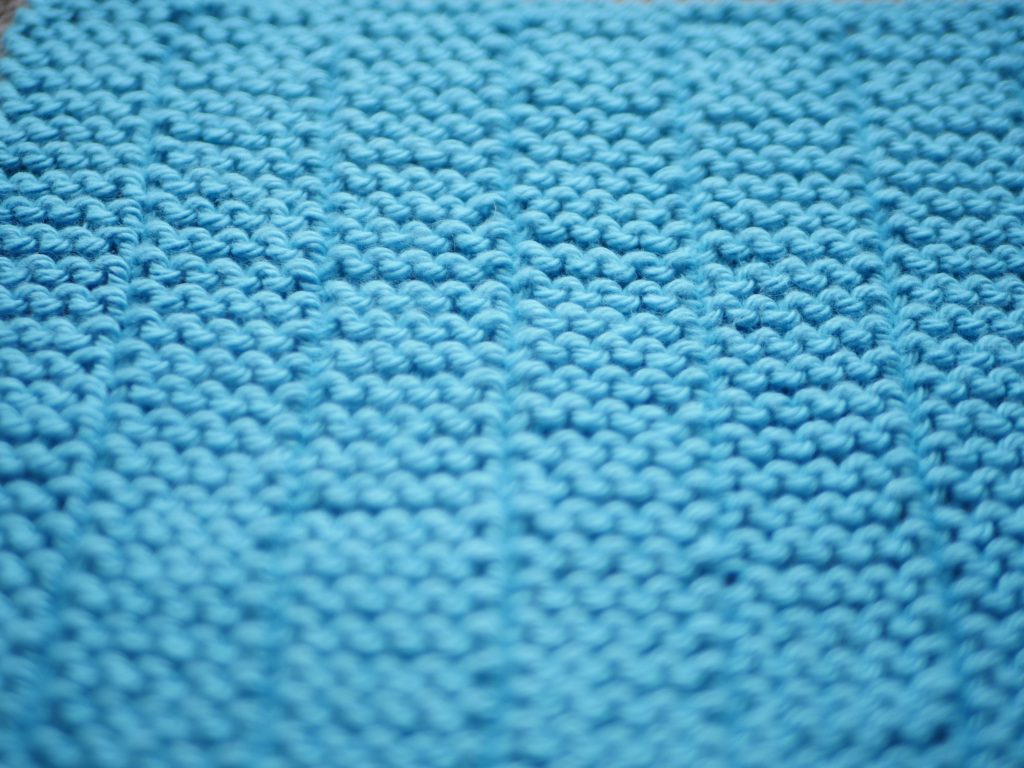 Details of Wide Garter Rib Stitch Knitting Pattern