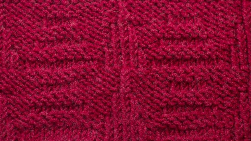 The Dutch Pyramids Stitch Knitting Pattern Tutorial by Knitiversity